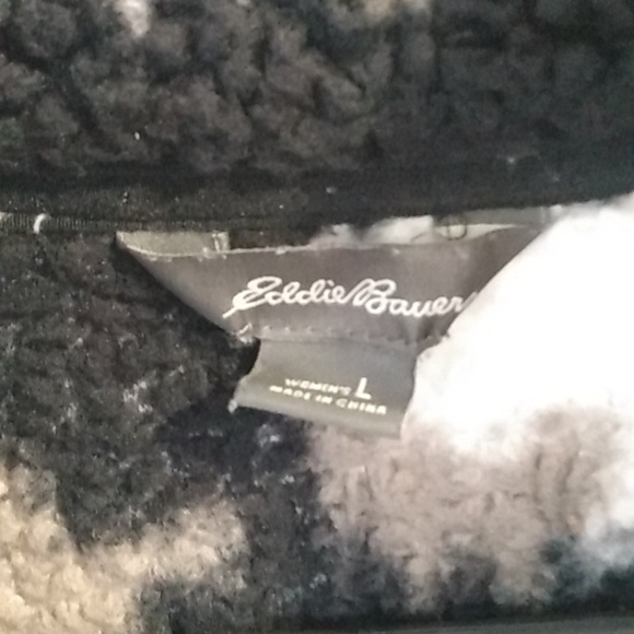 Eddie Bauer sweater size large great condition ! - Picture 2 of 16